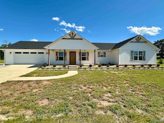 422 County Rd 1021, Piedmont, AL 36272