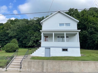 631 Cemetery St, Mayfield, PA 18433