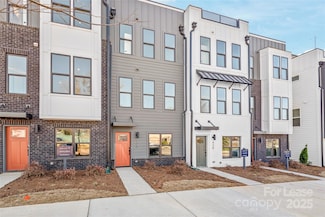 425 Blairhill Rd, Charlotte, NC 28217