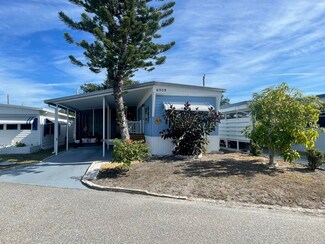 6909 Marlin Ln, Bradenton, FL 34207