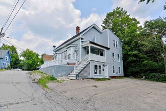 11 Orange St, Farmington, NH 03835