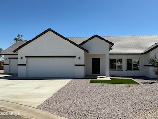 8350 W Encanto Ln, Arizona City, AZ 85123