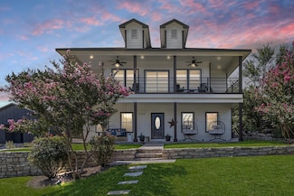 721 Rock Harbor Ct, Granbury, TX 76048