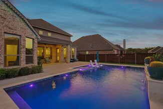 9913 Compass Rose Ct, Little Elm, TX 75068
