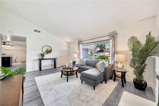 25401 Costeau St, Laguna Hills, CA 92653