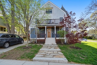 77 Central Ave Unit 79, Newtonville, MA 02460
