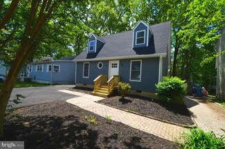 1221 Hawthorne St, Shady Side, MD 20764