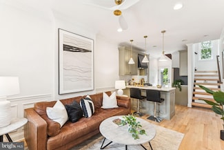 244 Wilder St, Philadelphia, PA 19147