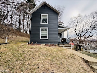 257 N 5th St, McConnelsville, OH 43756
