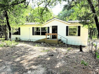1395 Blackjack Rd, Valley View, TX 76272