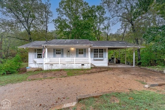 17 Duroc Dr, Cherokee Village, AR 72529