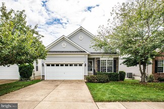 242 Bridgewater Cir, Fredericksburg, VA 22406