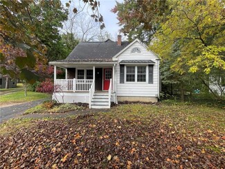 6209 W Lake Rd, Auburn, NY 13021