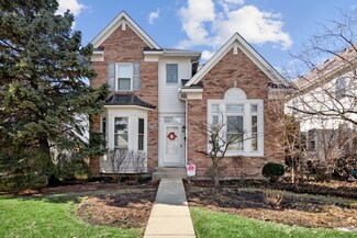 1728 Canfield Rd, Park Ridge, IL 60068