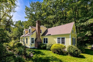126 Orfordville Rd, Orford, NH 03777