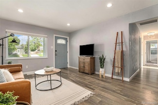 3109 S Glencoe St, Denver, CO 80222