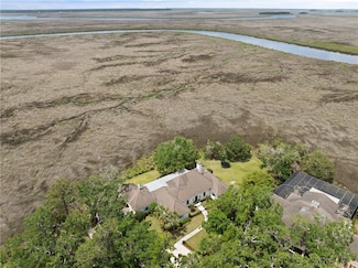 425 Mimosa Dr, Saint Simons Island, GA 31522