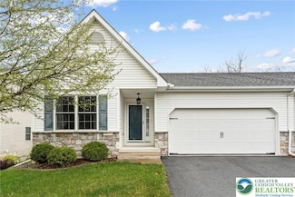 665 Walker Dr, Northampton, PA 18067