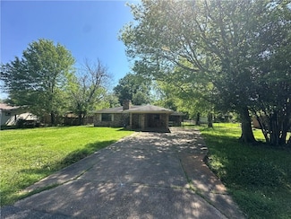 5215 Lanny St, Alexandria, LA 71303