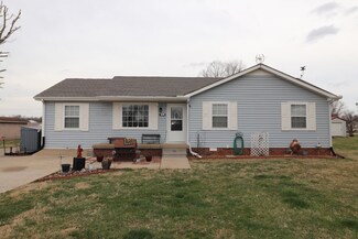 1376 Old Highway 52, Lafayette, TN 37083