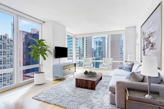 247 W 46th St Unit 3205, New York, NY 10036