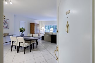 250 Bradley Place Unit 306, Palm Beach, FL 33480