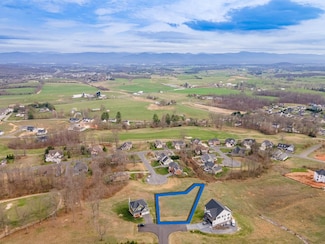 100 Keswick Ct, Rockingham, VA 22801