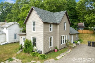 736 N Michigan Ave, Hastings, MI 49058