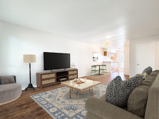 4400 W Airport Blvd Unit 1206, Houston, TX 77045
