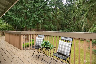 111 S 317th Place, Federal Way, WA 98003