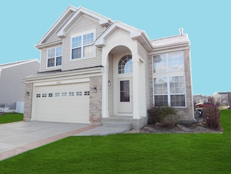 2800 E Bridleway Ct, Carpentersville, IL 60110