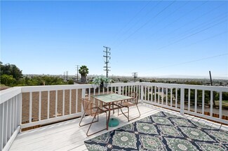 1600 Crescent Heights St, Signal Hill, CA 90755