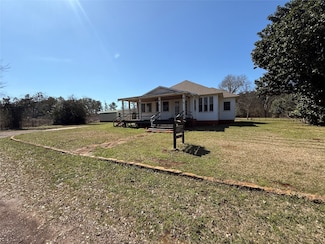 220 Blanton St, Alto, TX 75925
