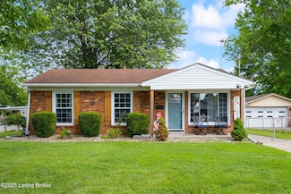 7711 Bramble Ln, Louisville, KY 40258