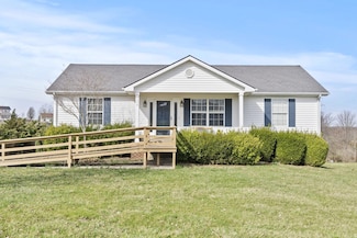136 Country Ln, Lancaster, KY 40444