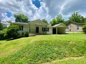 136 State Garage Rd, Stearns, KY 42647