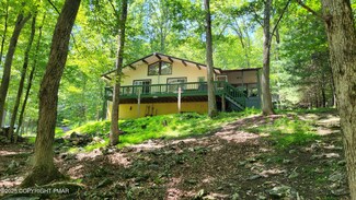 5814 Decker Rd, Bushkill, PA 18324