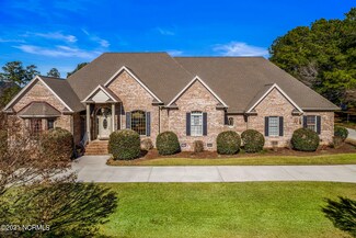 615 Wedgewood Rd, Whiteville, NC 28472
