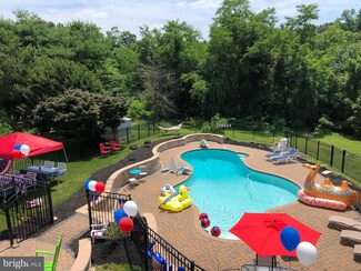 10405 Petersboro Rd, Woodstock, MD 21163