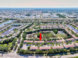 2364 Center Stone Ln, Riviera Beach, FL 33404