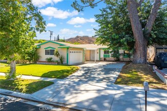 22536 Paraguay Dr, Santa Clarita, CA 91350