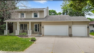 900 Knollwood Ln, Mason City, IA 50401