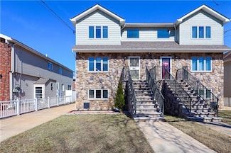 381 Greeley Ave, Staten Island, NY 10306