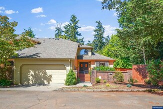 1907 Spicetree Ln SE Unit 1907, Salem, OR 97306