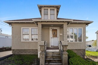 57 Dedham St, Revere, MA 02151