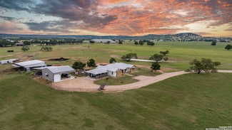 5686 Ranch To Market Road 1631, Fredericksburg, TX 78624