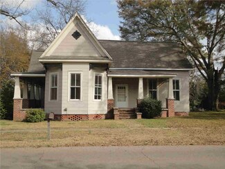 136 Carter St, Flora, MS 39071