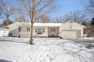 421 3rd St, Minburn, IA 50167