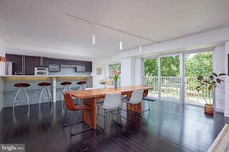 550 N St SW Unit 201, Washington, DC 20024