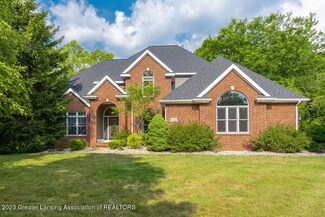 4630 Wellington Dr, Okemos, MI 48864